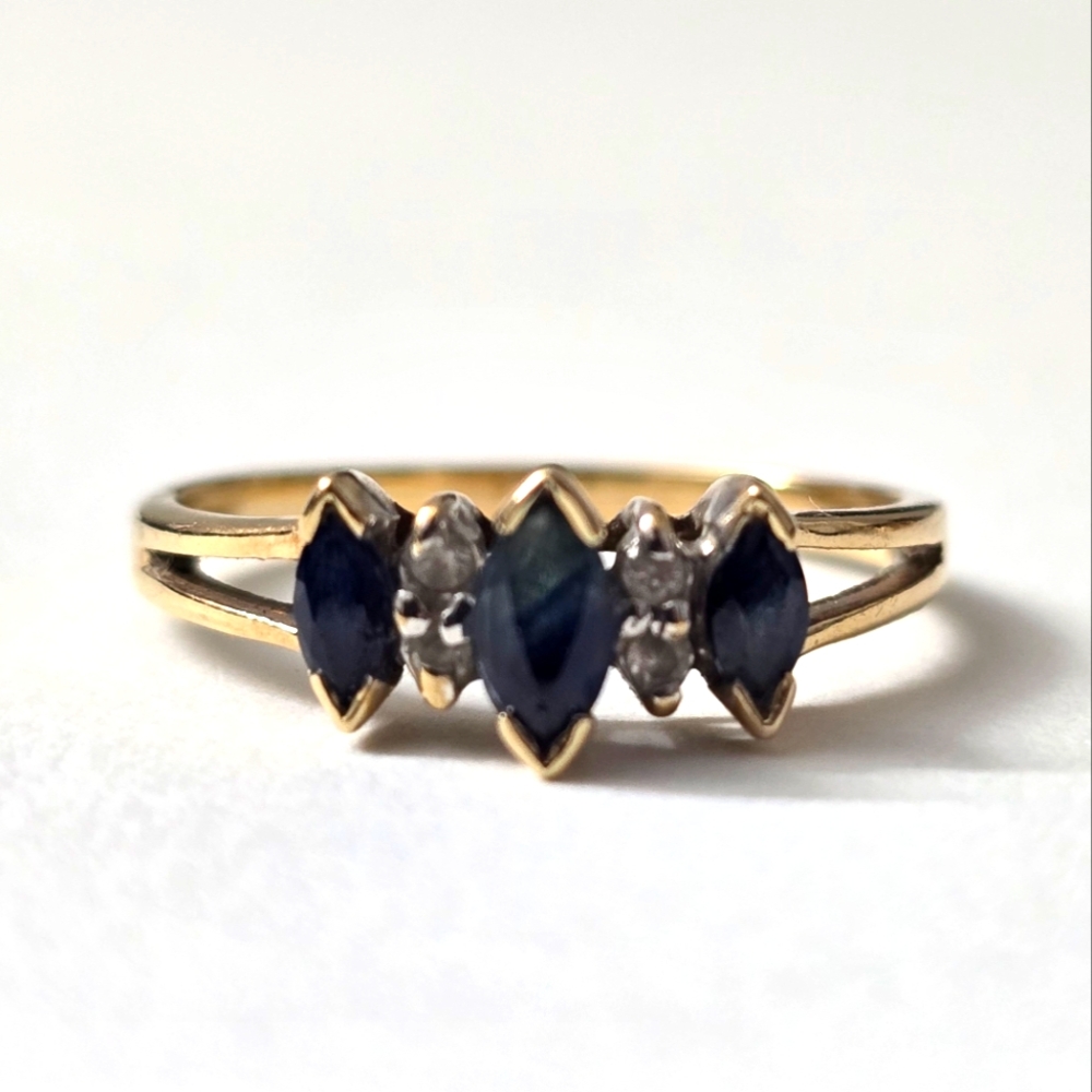Rare 10K Gold Dual Tone Sapphire And Diamond Ring